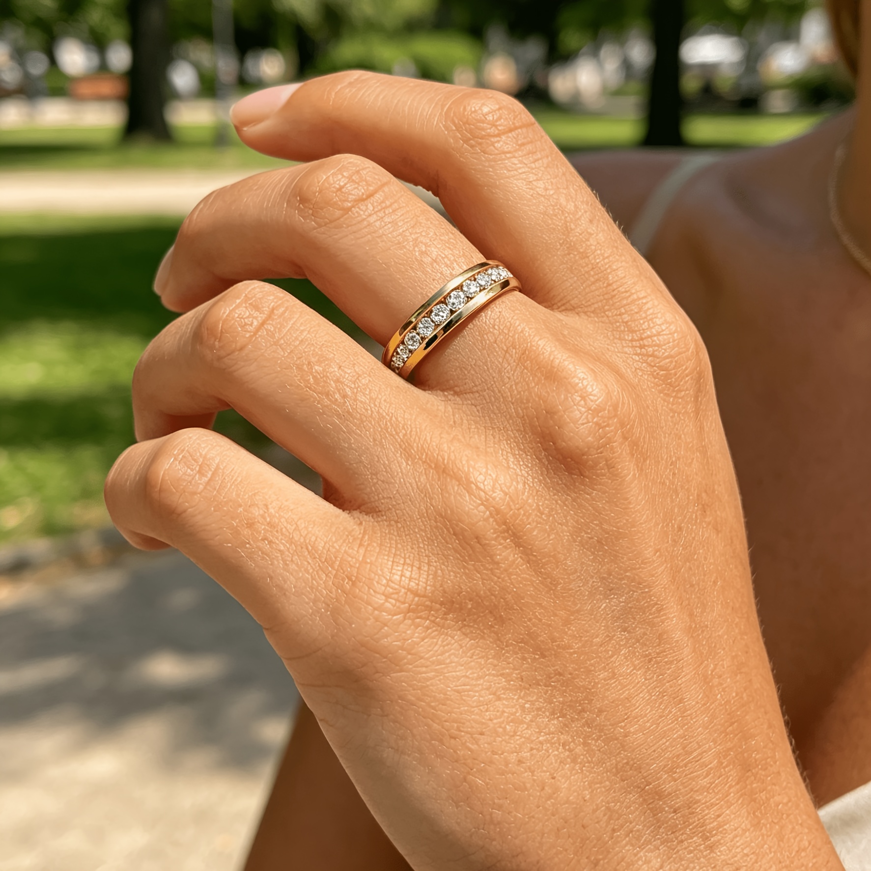 Full-set Artificial Cubic Zirconia Golden Ring